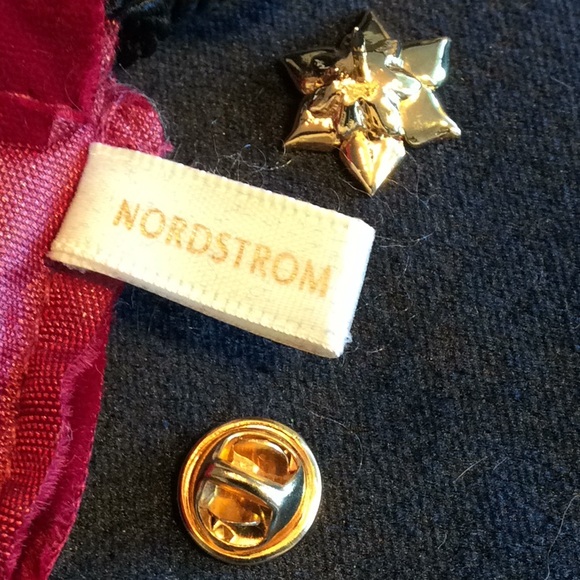 Nordstrom Enamel Poinsettia Brooch - Picture 2 of 4